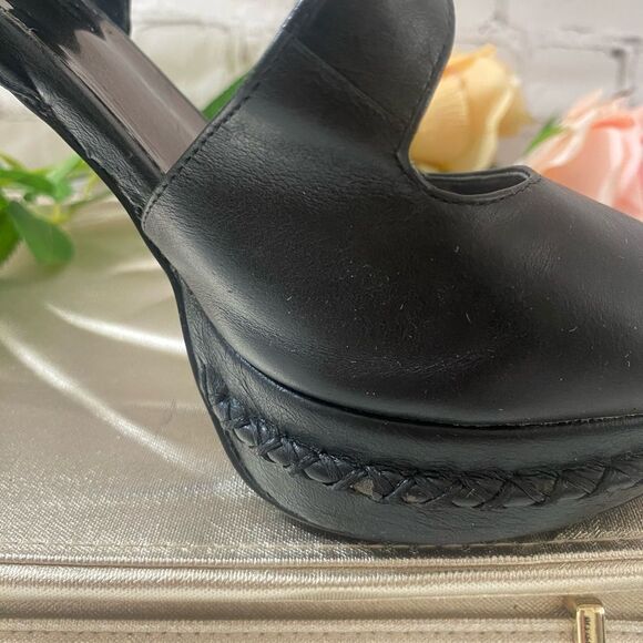 Carlos Santana Women's Black High Heel Platform Sandals - Picture 9 of 12